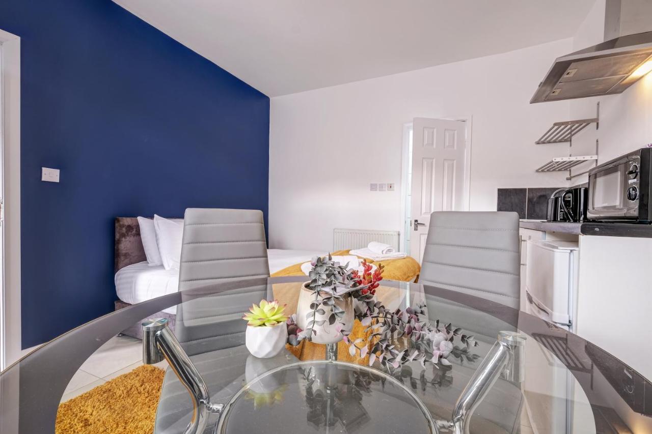 Fernbank Rooms Sudbury Hill, Harrow, Self-Contained Studios With En-Suite Harrow on the Hill Экстерьер фото