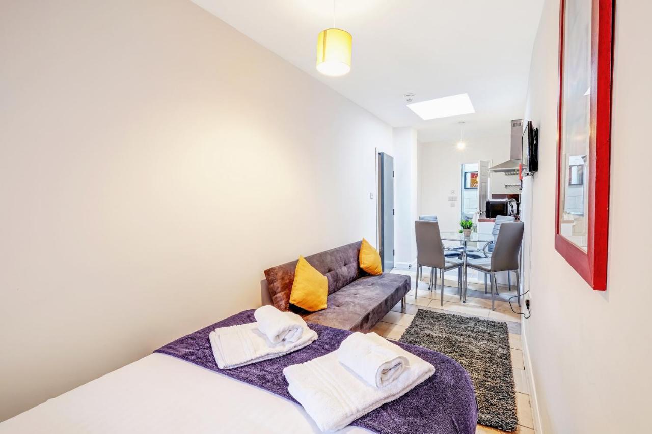 Fernbank Rooms Sudbury Hill, Harrow, Self-Contained Studios With En-Suite Harrow on the Hill Экстерьер фото