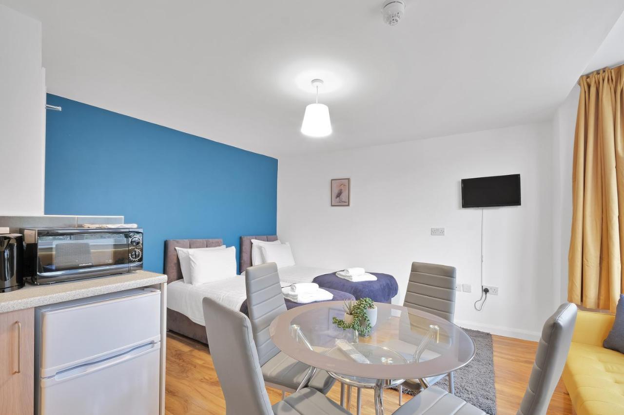 Fernbank Rooms Sudbury Hill, Harrow, Self-Contained Studios With En-Suite Harrow on the Hill Экстерьер фото