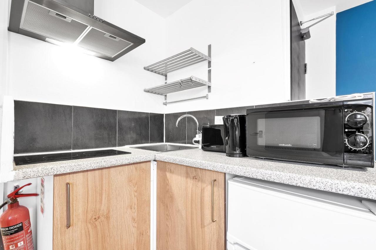 Fernbank Rooms Sudbury Hill, Harrow, Self-Contained Studios With En-Suite Harrow on the Hill Экстерьер фото